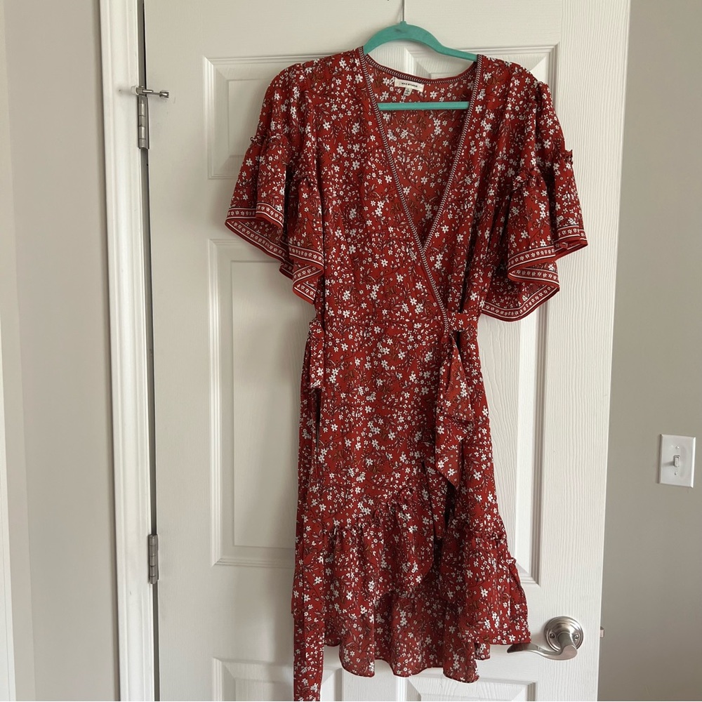 MAX STUDIO WRAP DRESS